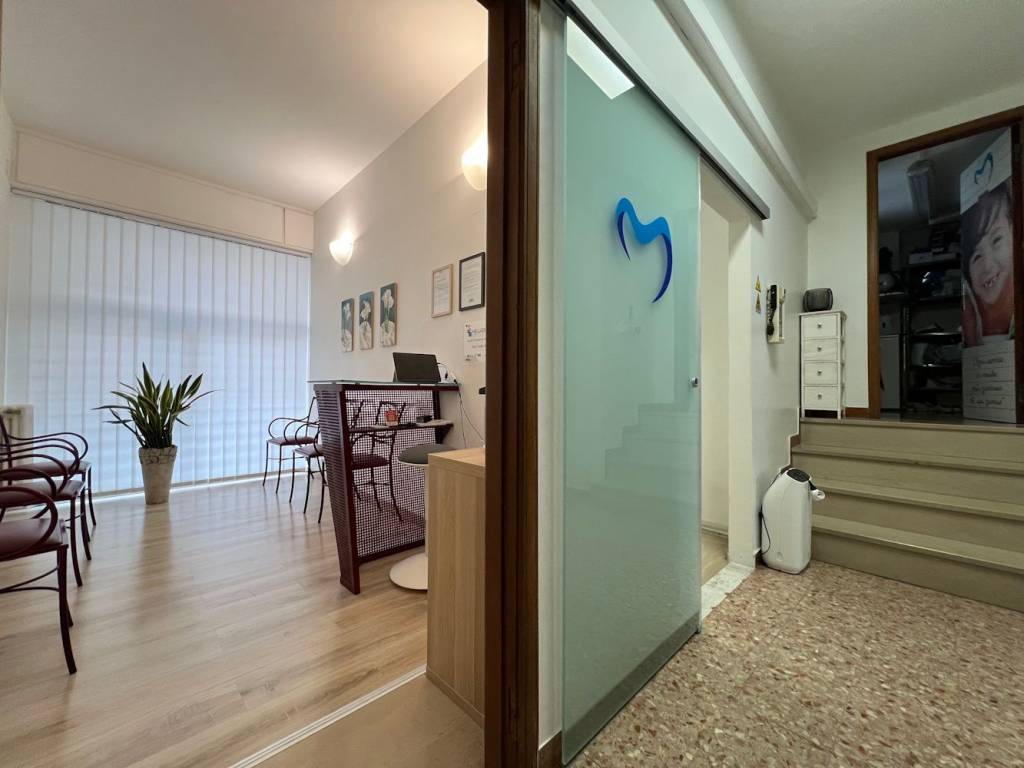 ufficio in affitto a Pesaro in zona Centro Città