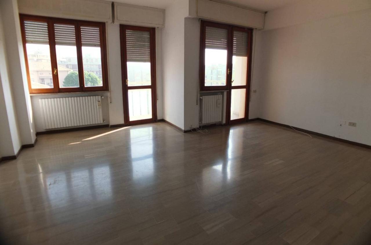 appartamento in affitto a Pesaro in zona Mare