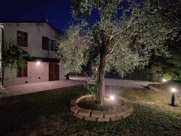 appartamento in affitto a Pesaro in zona Trebbiantico