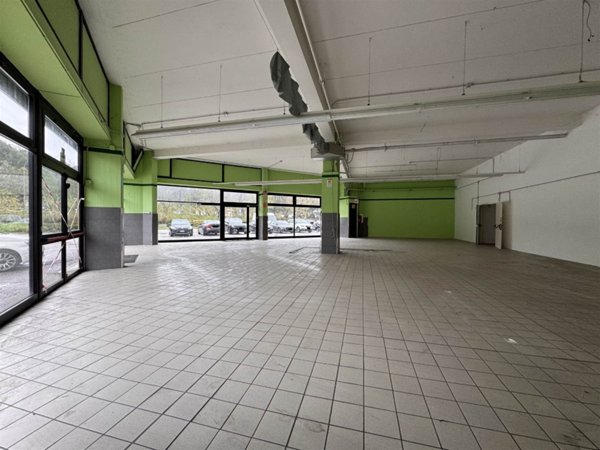 locale di sgombero in affitto a Pesaro in zona Santa Veneranda