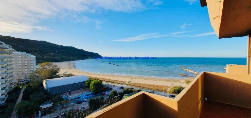 appartamento in affitto a Pesaro in zona Mare