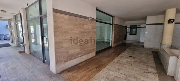 locale commerciale in affitto a Pesaro in zona Centro Città