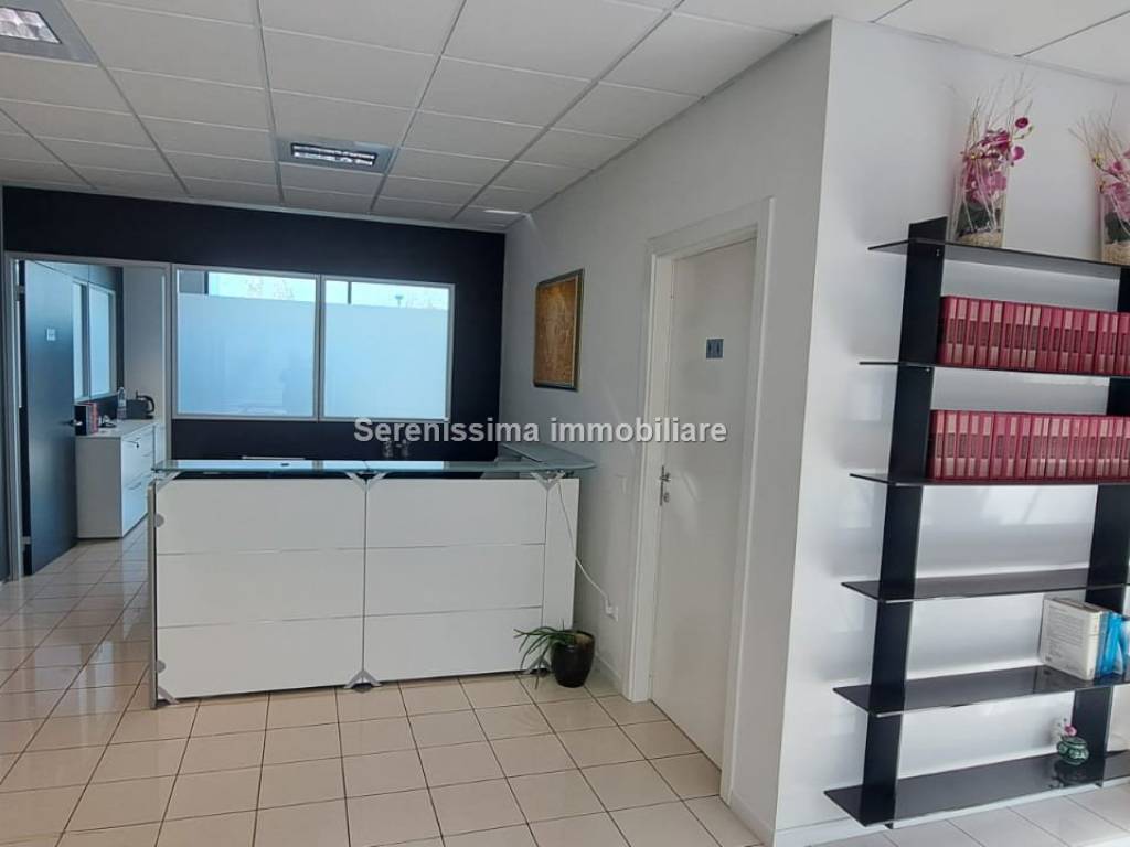 ufficio in affitto a Pesaro in zona Borgo Santa Maria