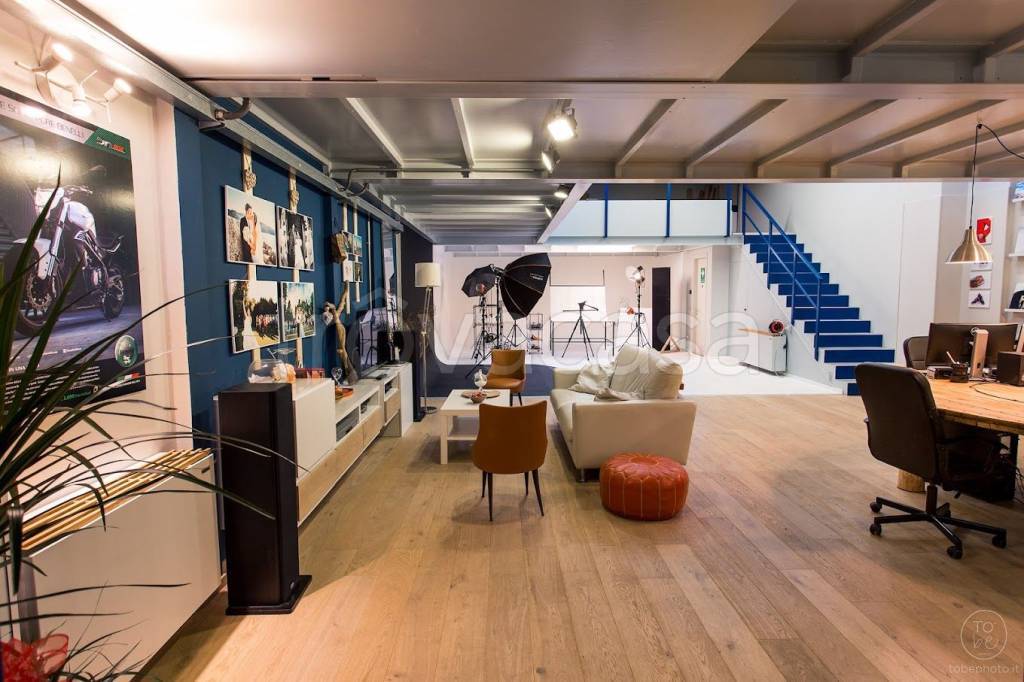 negozio in affitto a Pesaro in zona Porto