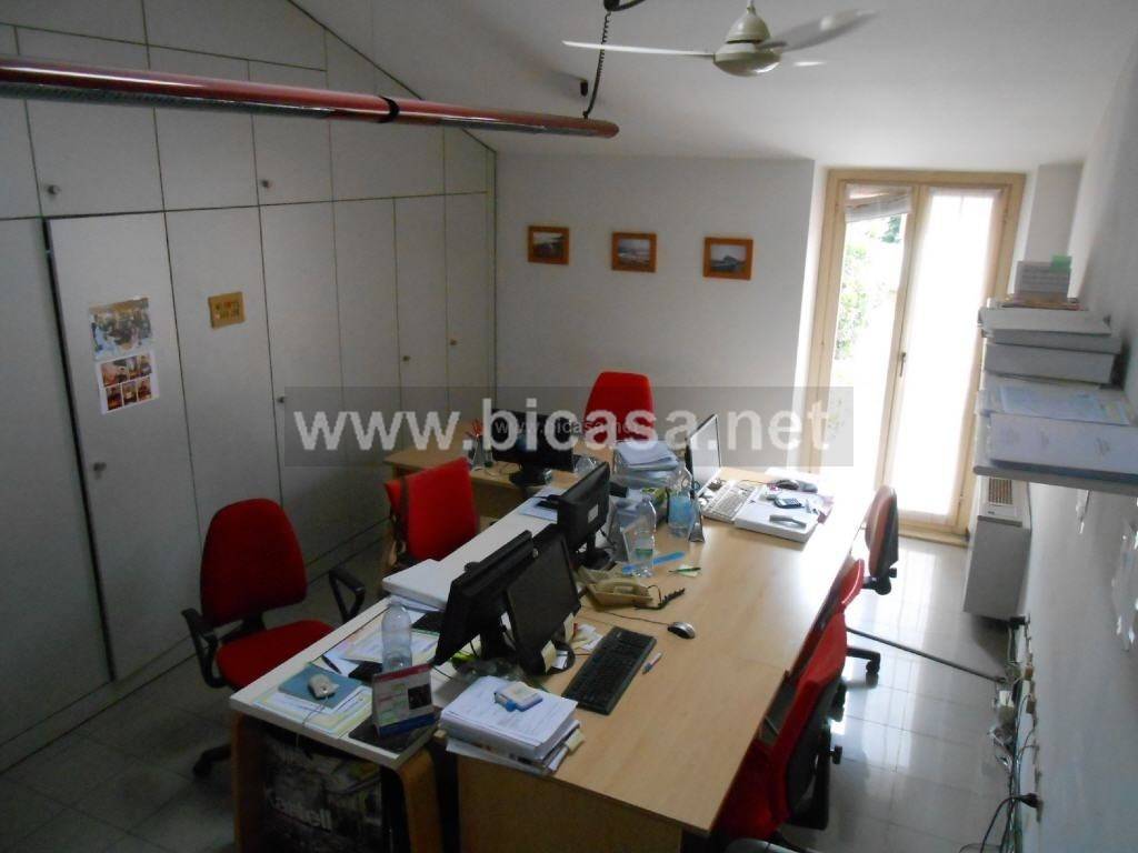 ufficio in affitto a Pesaro in zona Centro Città