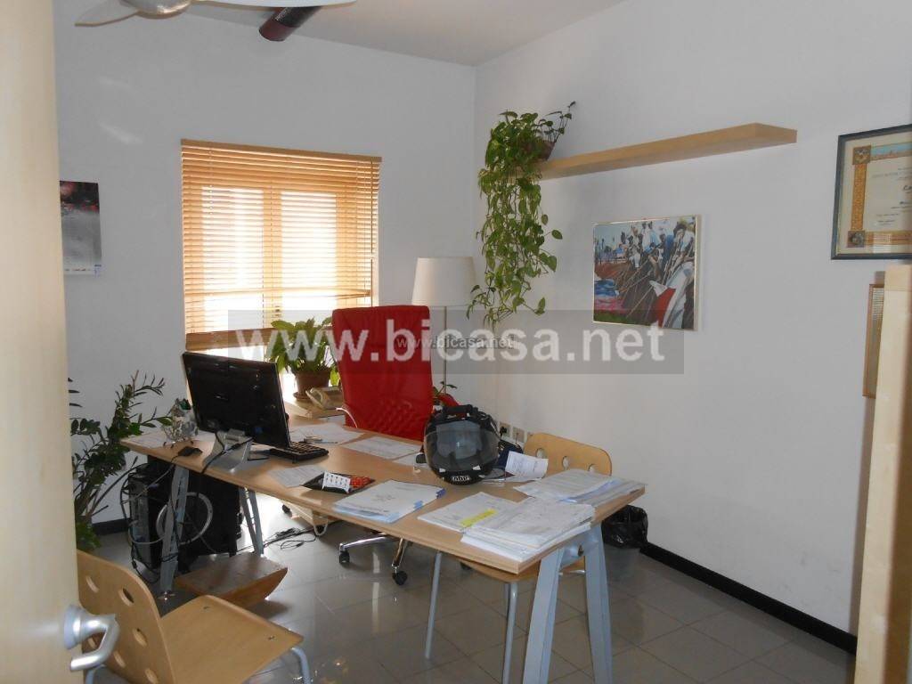 ufficio in affitto a Pesaro in zona Centro Città