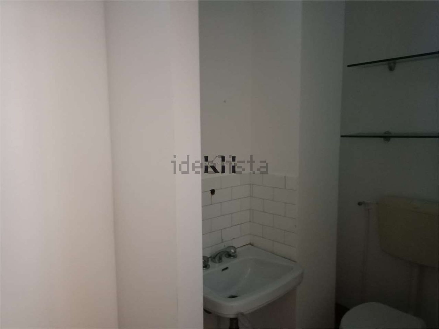 negozio in affitto a Pesaro