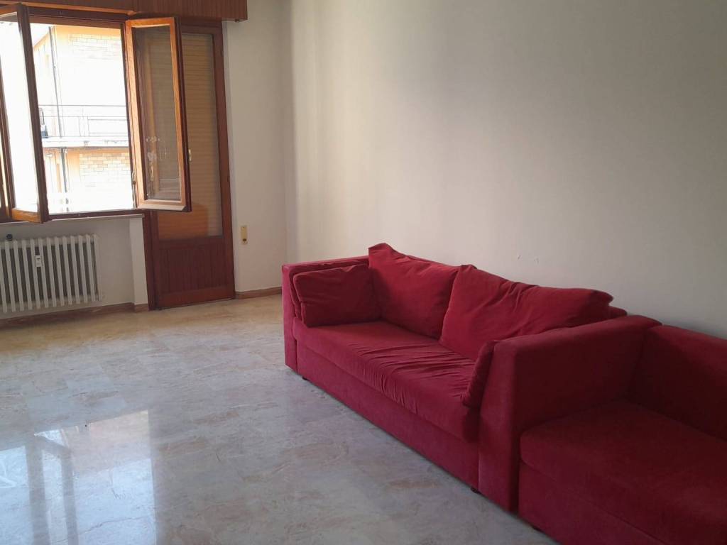 appartamento in affitto a Pesaro in zona Montegranaro