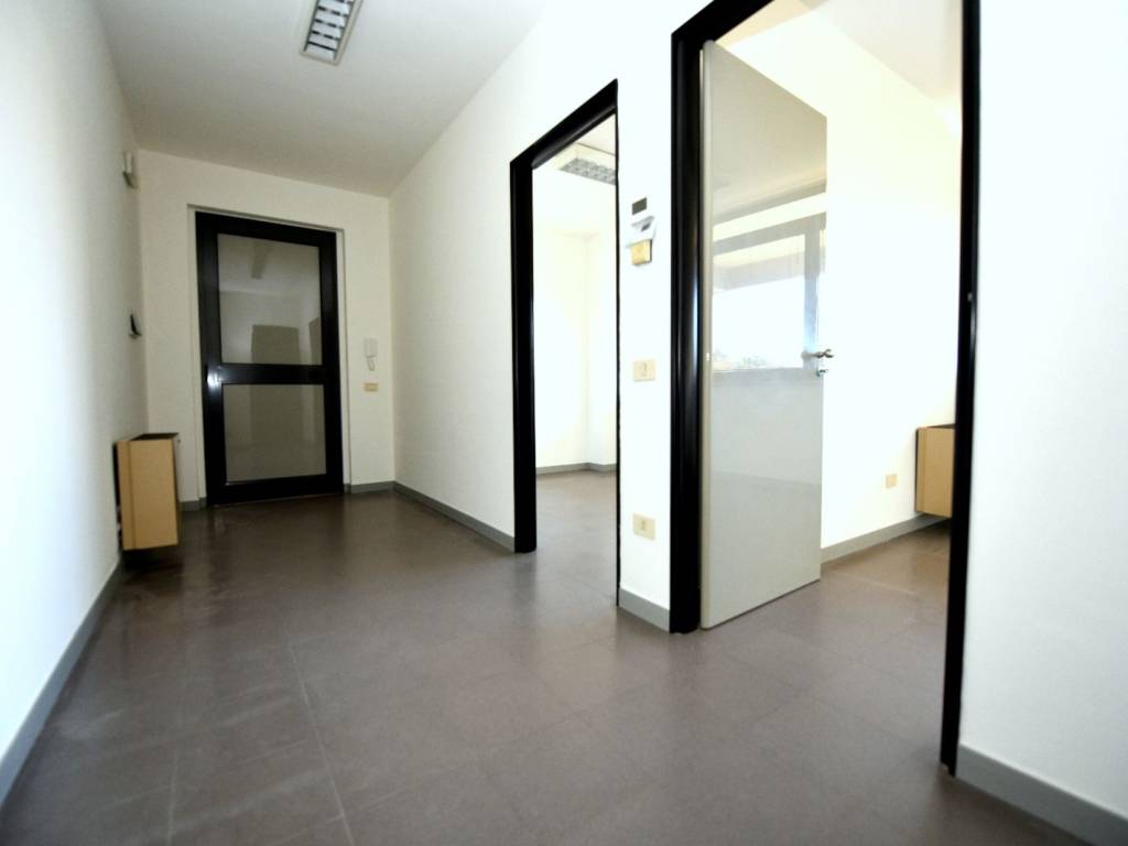 ufficio in affitto a Pesaro in zona Porto