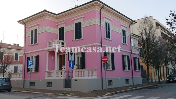 ufficio in affitto a Pesaro in zona Centro Città