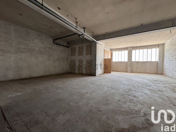 capannone in affitto a Pesaro in zona Centro Città