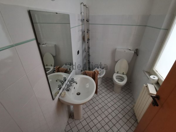 ufficio in affitto a Pesaro in zona Centro Città