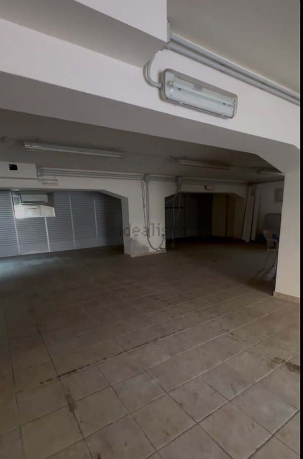 locale di sgombero in affitto a Pesaro