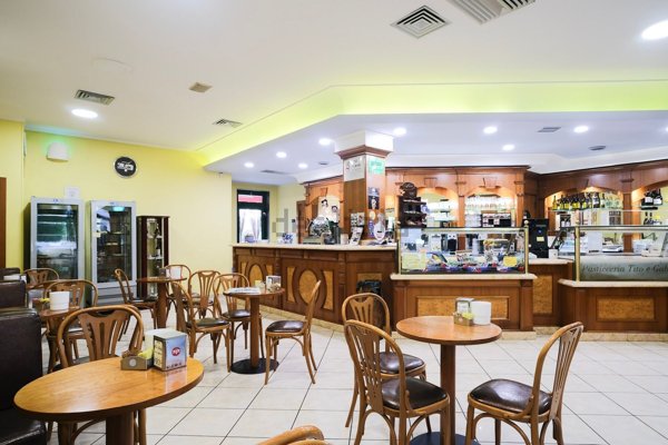 locale di sgombero in affitto a Pesaro in zona Borgo Santa Maria