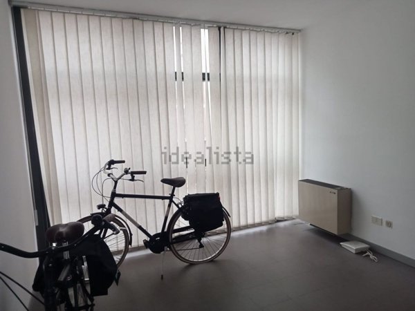 ufficio in affitto a Pesaro in zona Baia Flaminia