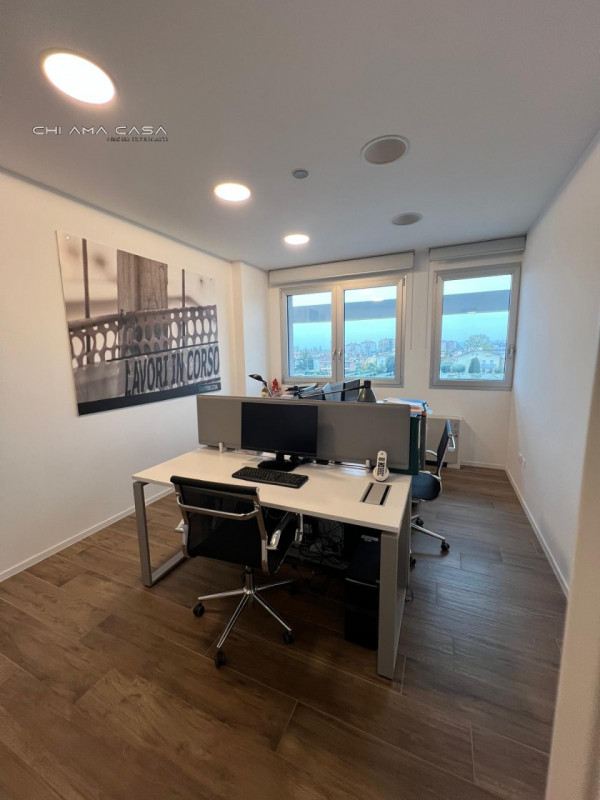 ufficio in affitto a Pesaro
