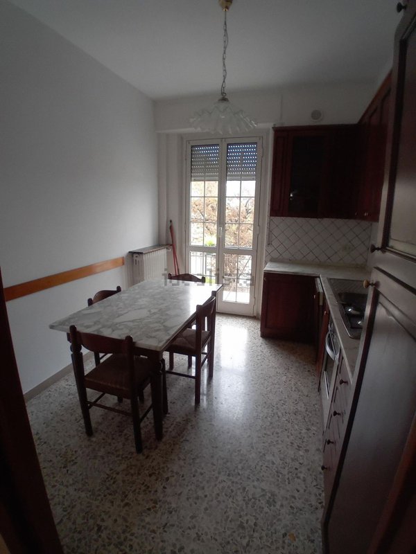 appartamento in affitto a Pesaro in zona Santa Veneranda