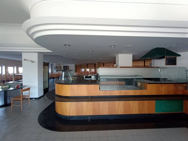 locale commerciale in affitto a Pesaro in zona Pantano