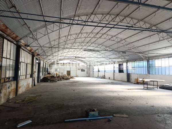 capannone in affitto a Pesaro in zona Villa Fastiggi