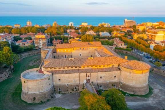 appartamento in affitto a Pesaro in zona Centro Città