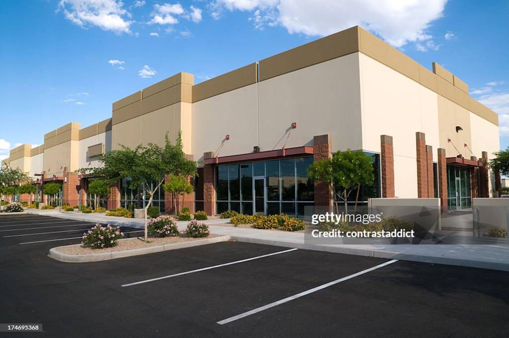 negozio in affitto a Pesaro in zona Case Bruciate