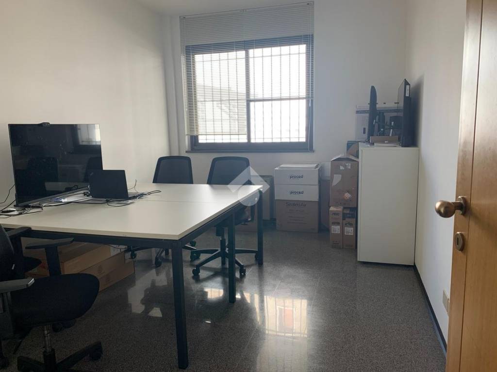 ufficio in affitto a Pesaro in zona Mare