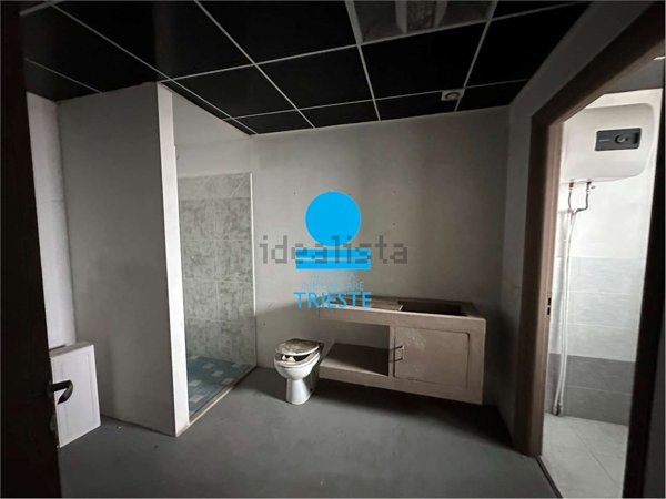 capannone in affitto a Pesaro