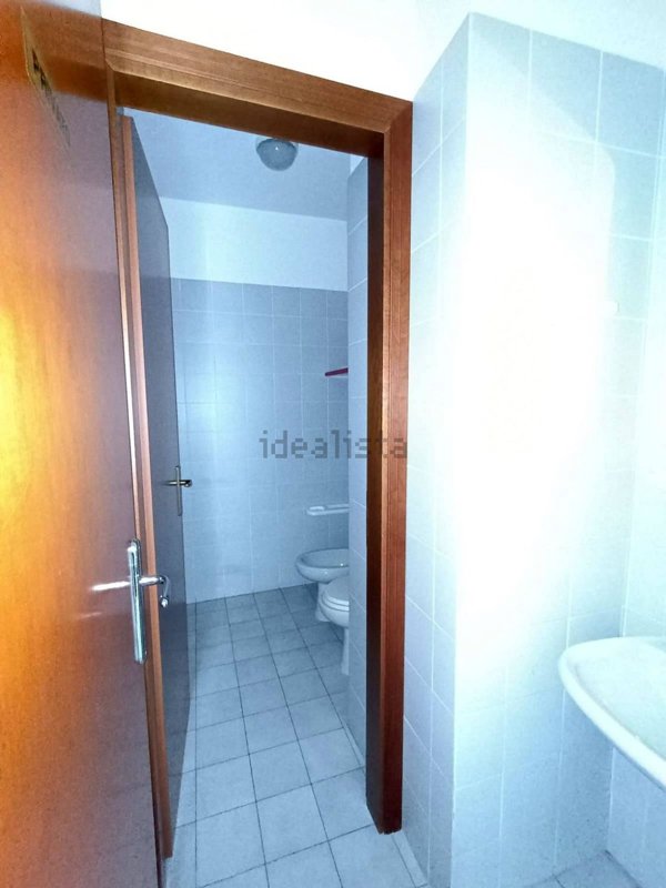 ufficio in affitto a Pesaro in zona Pantano