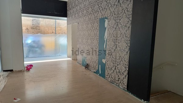 negozio in affitto a Pesaro in zona Centro Città