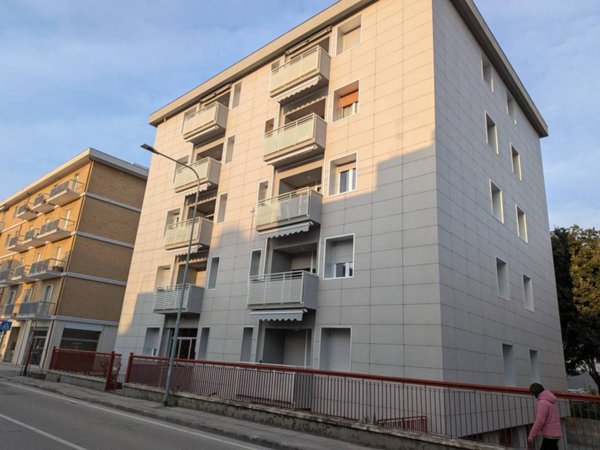 appartamento in affitto a Pesaro in zona Loreto