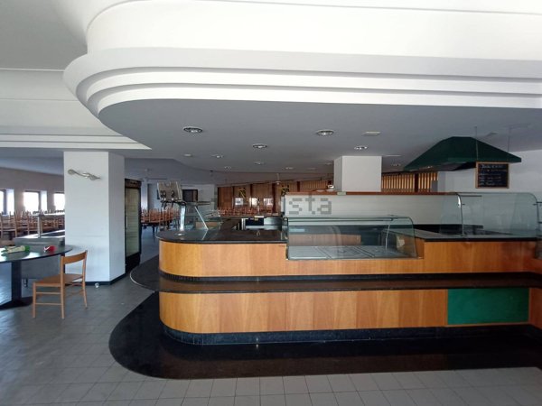 locale commerciale in affitto a Pesaro in zona Pantano