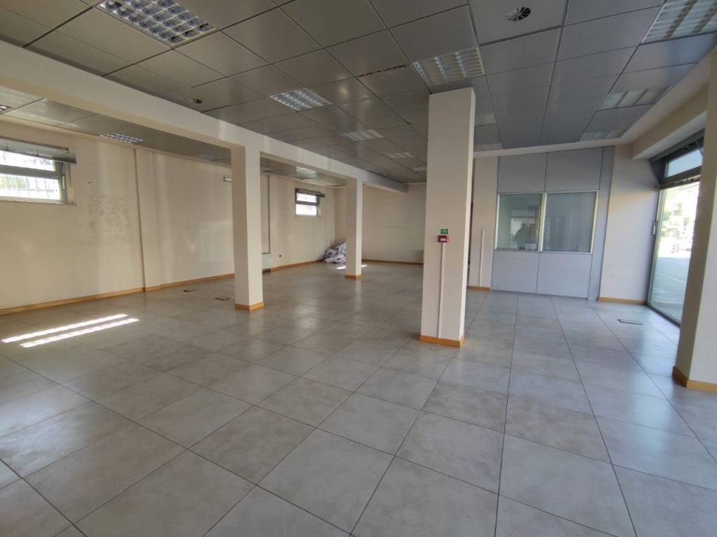 ufficio in affitto a Pesaro in zona Montegranaro