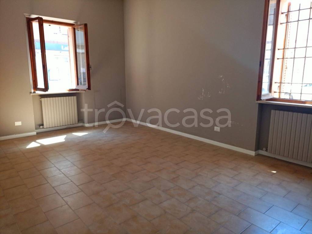 negozio in affitto a Pesaro in zona Pantano