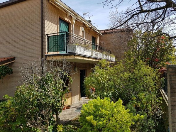 casa indipendente in affitto a Pesaro