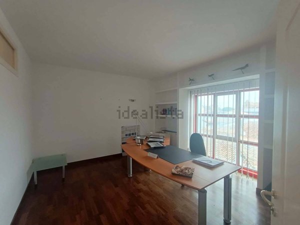 ufficio in affitto a Pesaro in zona Soria
