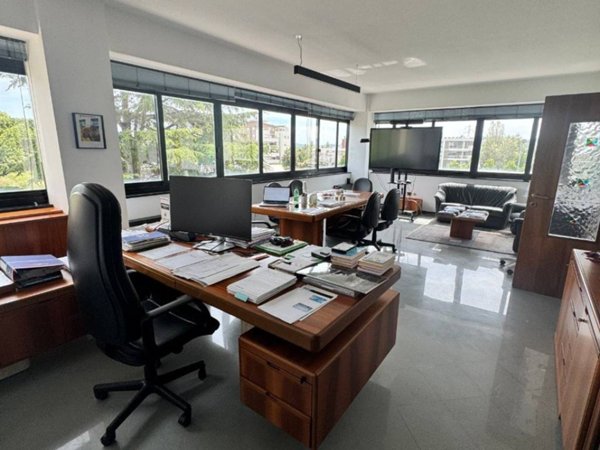 ufficio in affitto a Pesaro in zona Cattabrighe