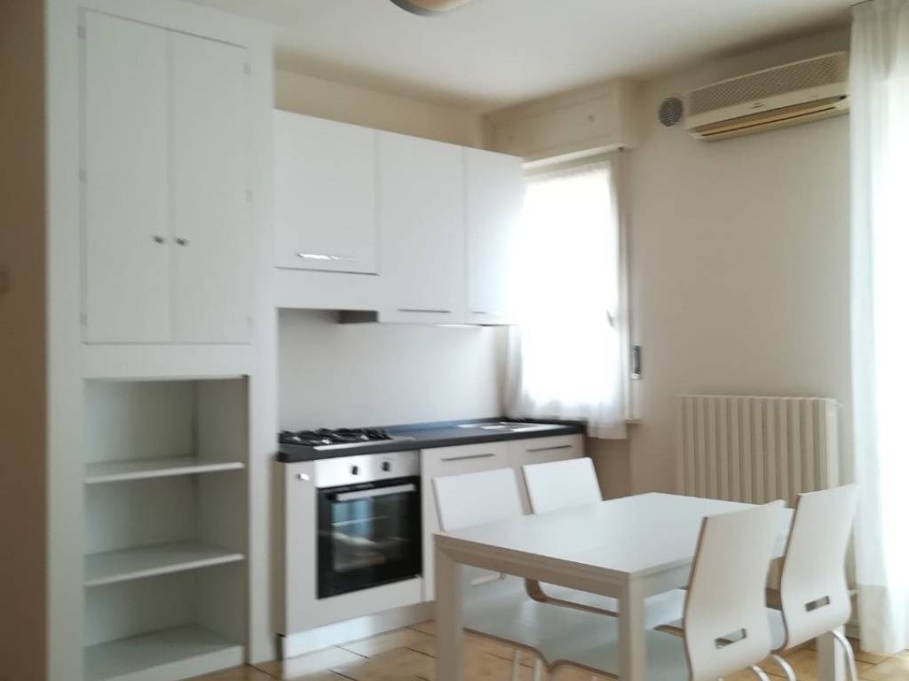 appartamento in affitto a Pesaro in zona Cattabrighe
