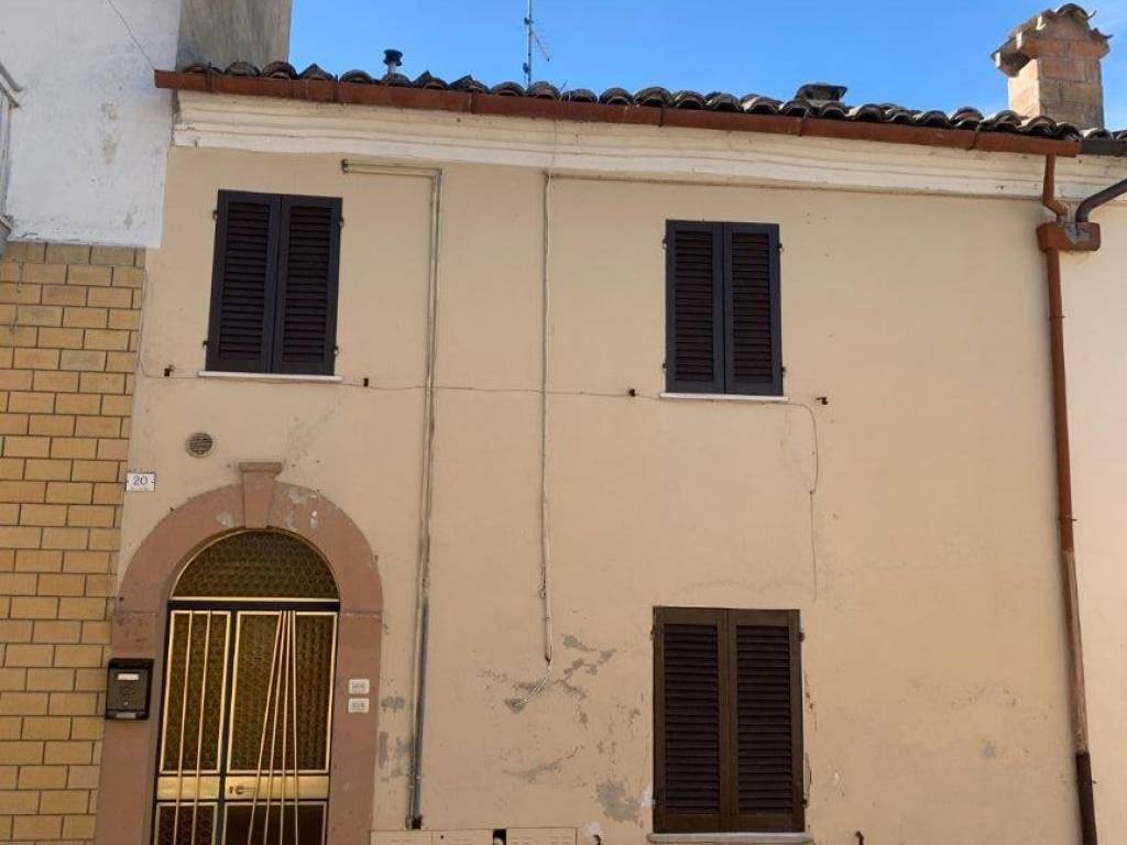appartamento in affitto ad Urbino in zona Pieve di Cagna