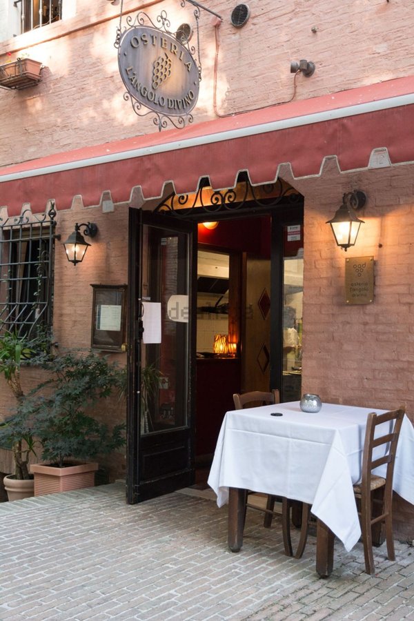 negozio in affitto ad Urbino in zona Centro CittÃ 