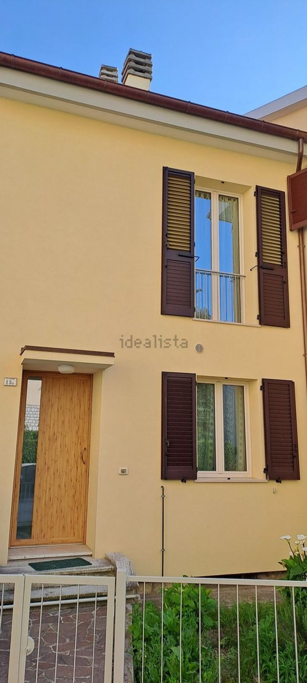 casa indipendente in affitto ad Urbino