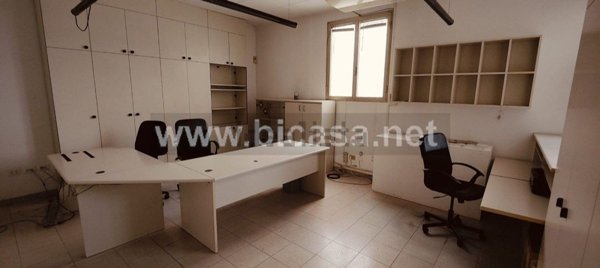 ufficio in affitto a Vallefoglia in zona Bottega