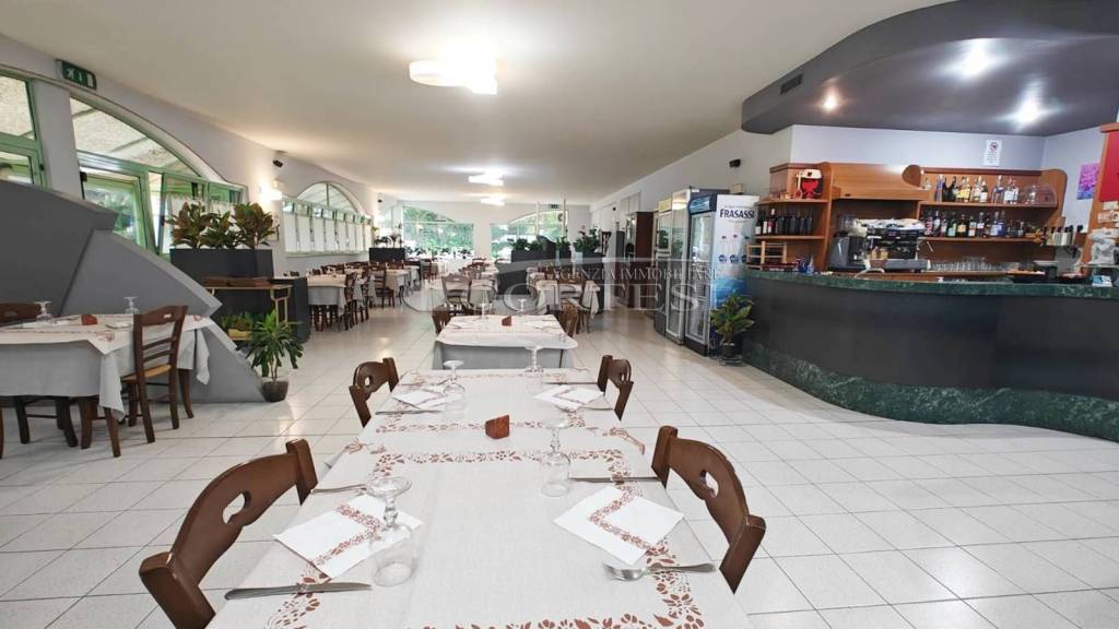 negozio in affitto a Colli al Metauro