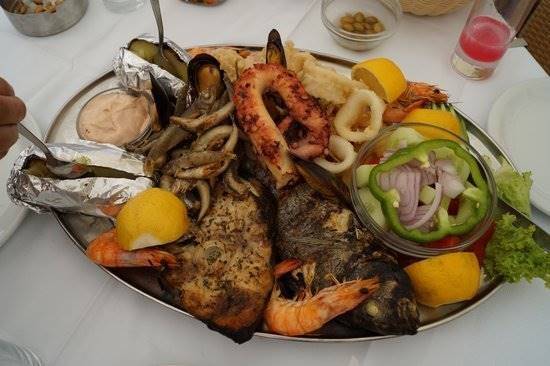 negozio in affitto a Colli al Metauro in zona Montemaggiore al Metauro