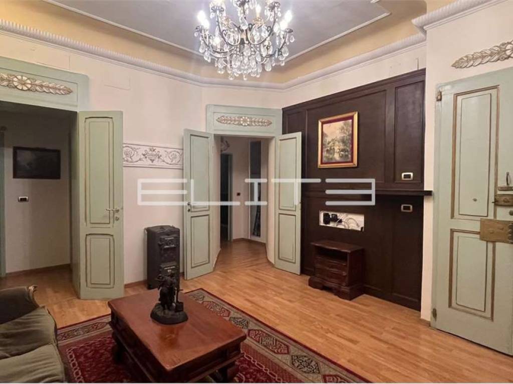 appartamento in vendita ad Ancona in zona Adriatico