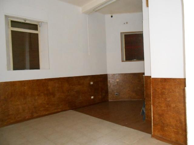 locale commerciale in affitto ad Ancona in zona Piano San Lazzaro