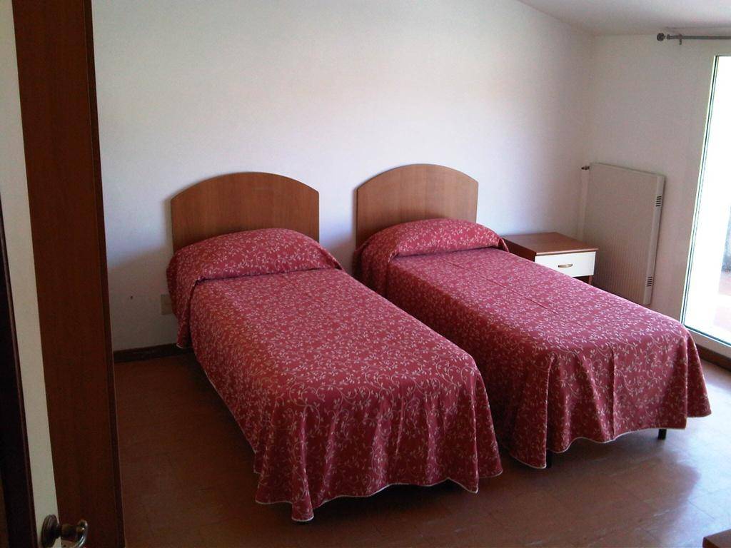 appartamento in affitto ad Ancona in zona Vallemiano