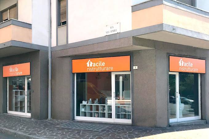 negozio in affitto ad Ancona