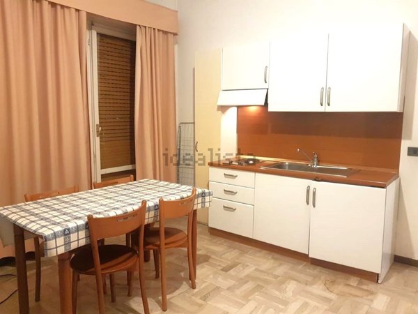 appartamento in affitto ad Ancona in zona Vallemiano