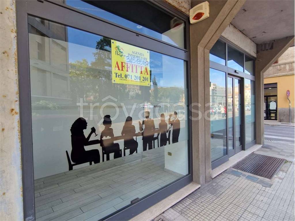 quadrivano in affitto ad Ancona in zona Piano San Lazzaro