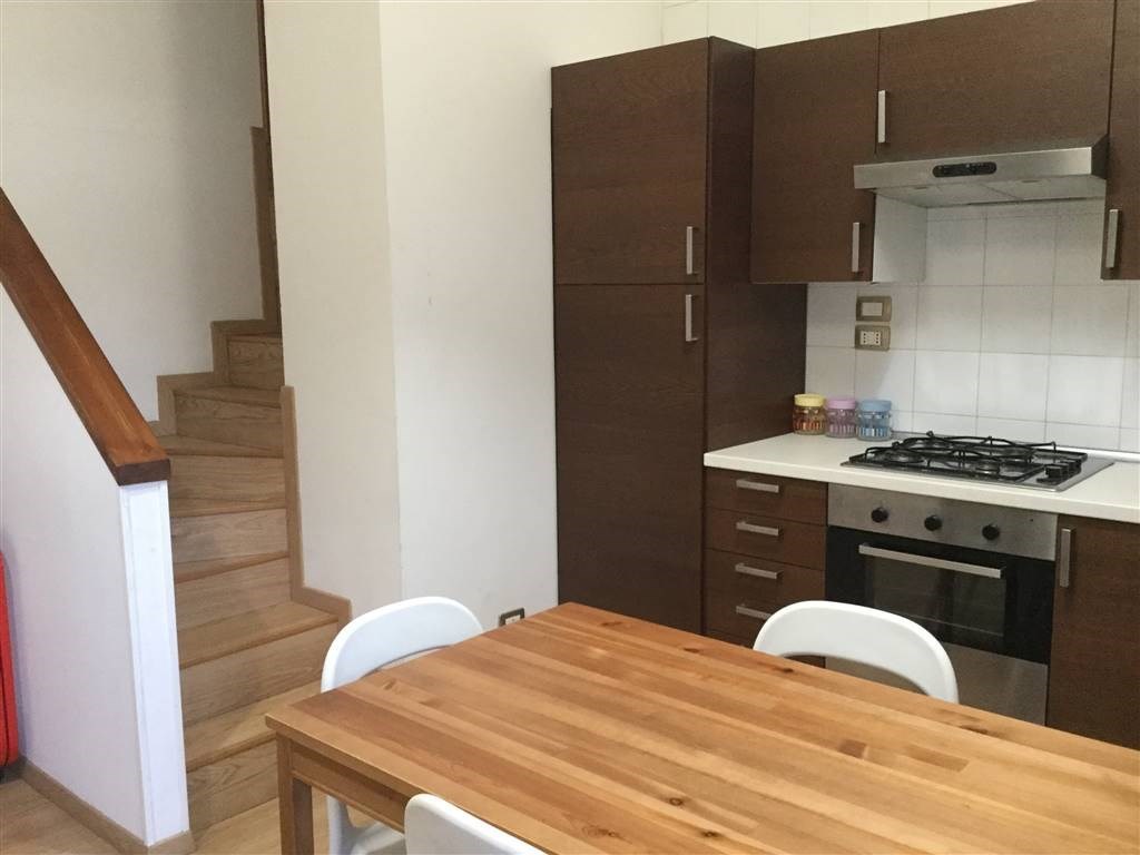 appartamento in affitto ad Ancona in zona Vallemiano
